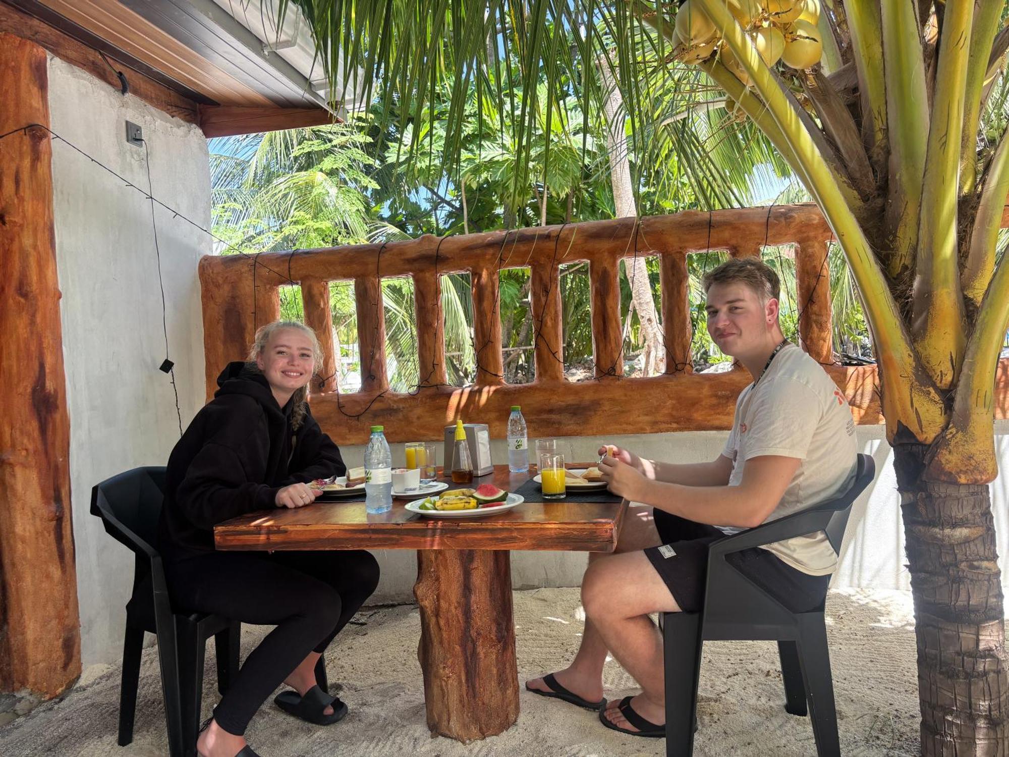 Mathiveri Thundi Inn Bagian luar foto